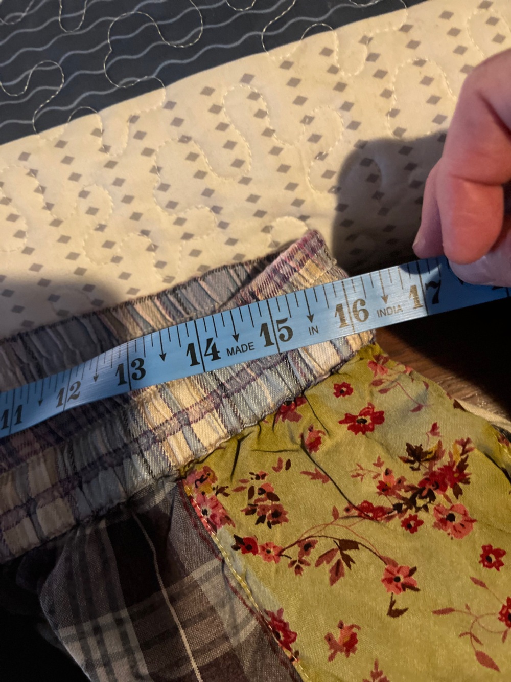 NWT Young Threads Patchwork Floral & Plaid Cargo Pants - Picture 8 of 10